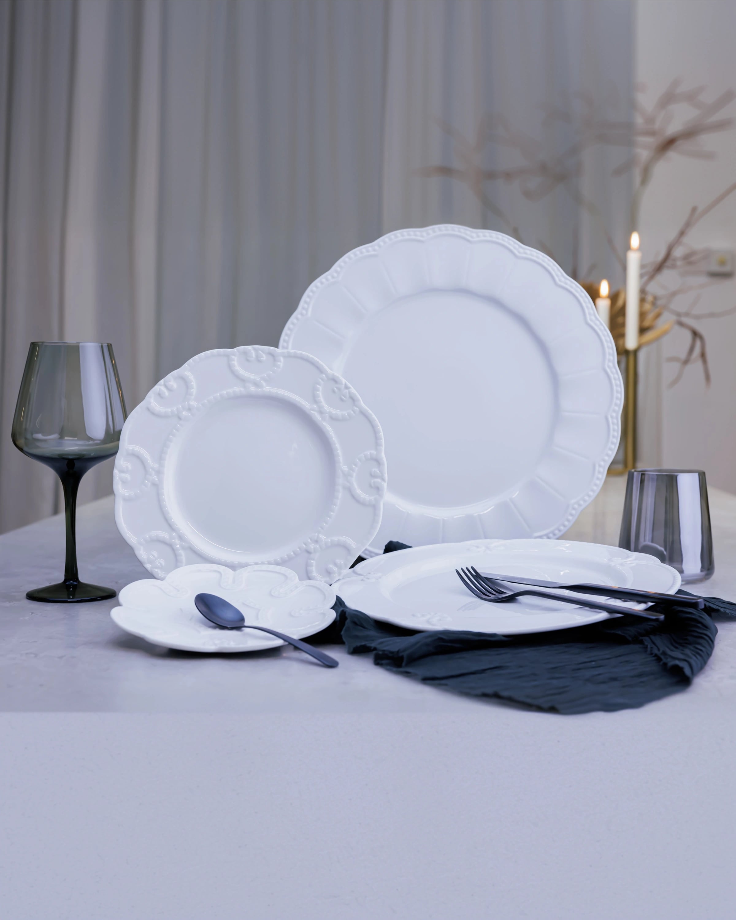 Blossom White bread & butter plate – photo 2 of 2