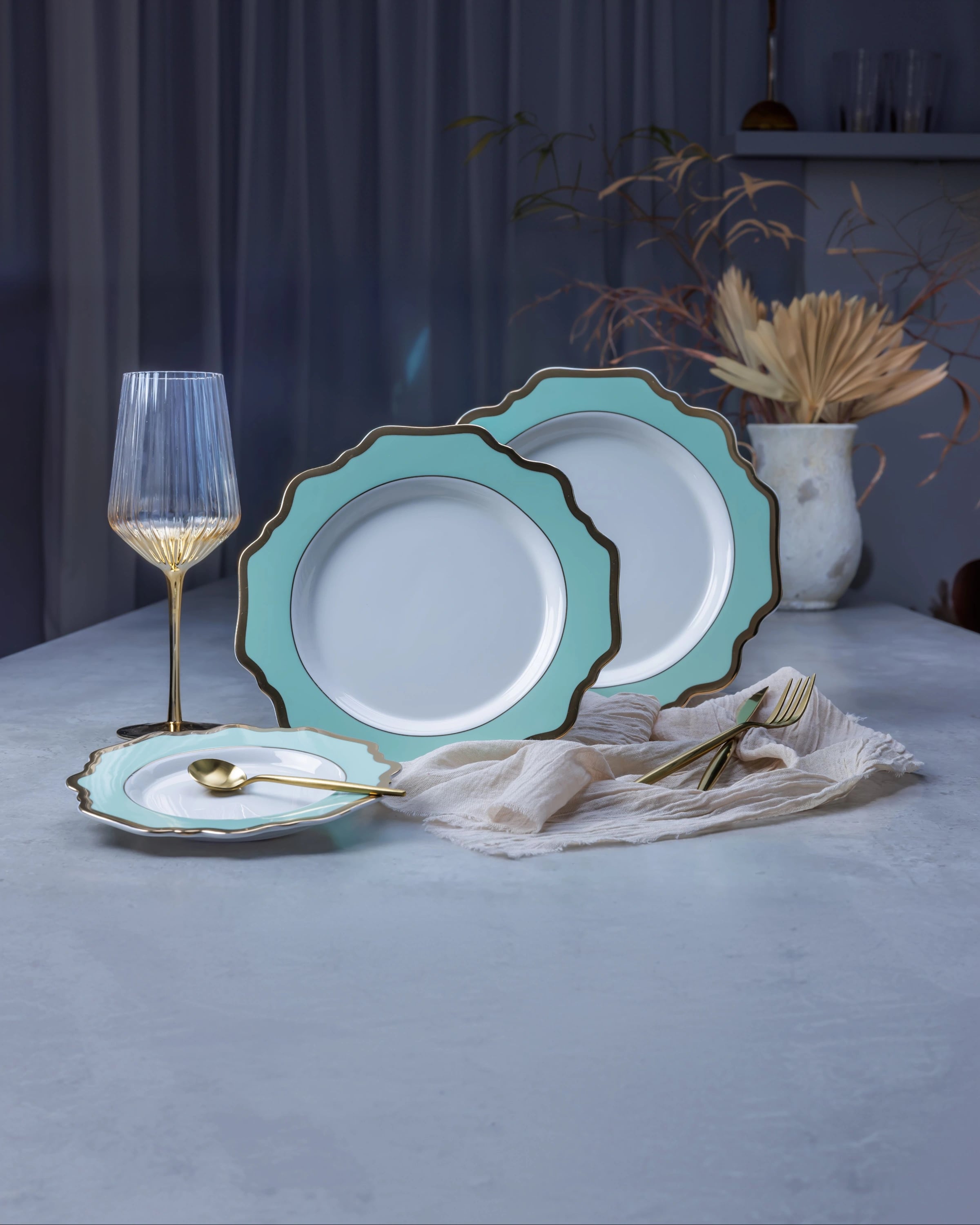 Scallop Tiffany bread & butter plate – photo 2 of 2